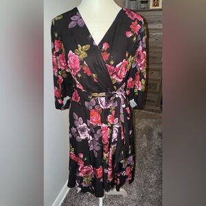 City Chic, Size S/16 Knee Length Dress